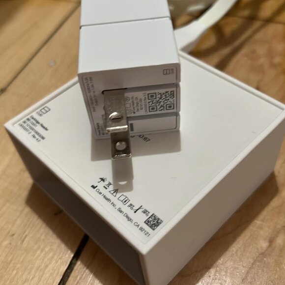 Cue Covid Test Reader - Picture 13 of 16